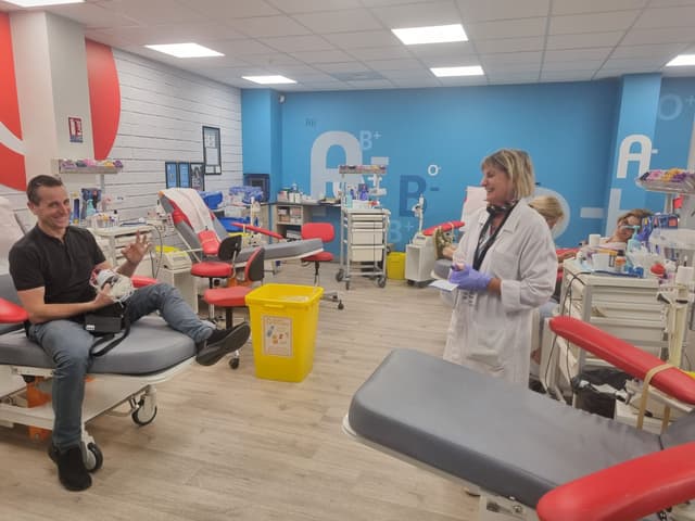 Les volontaires participent au don du sang régulièrement